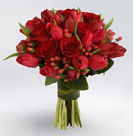 Red Romantic Bouquet